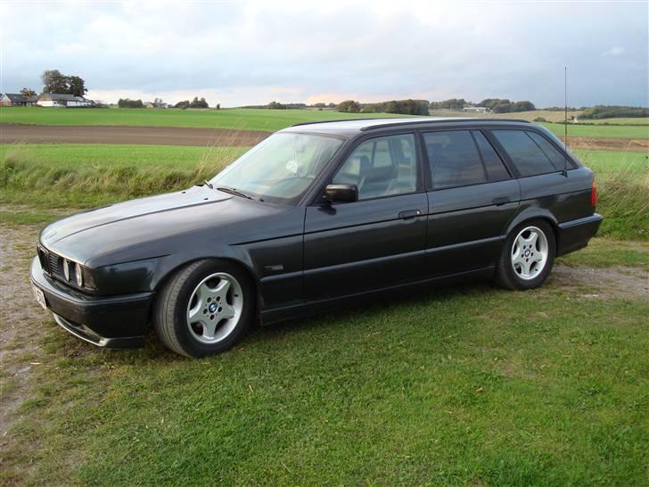 BMW E34 525i Touring(SOLGT) billede 2