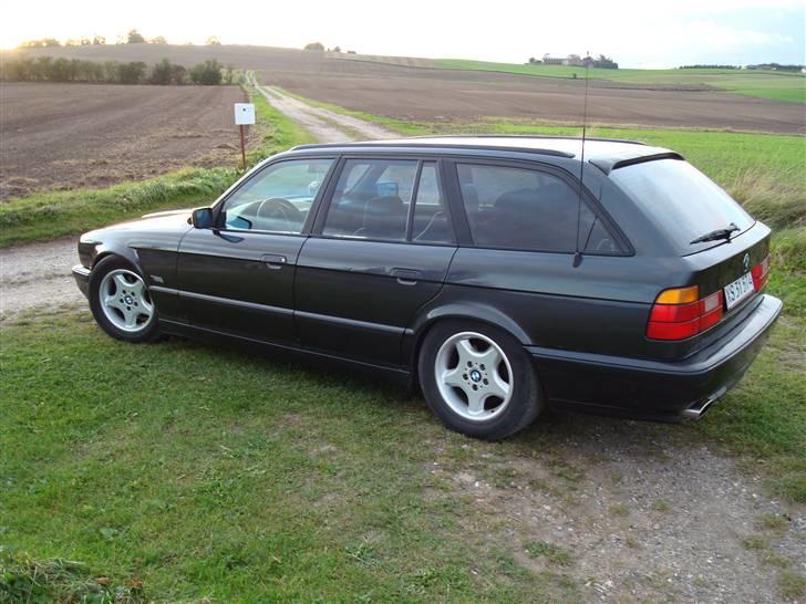 BMW E34 525i Touring(SOLGT) billede 4