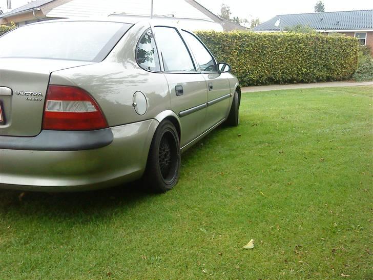 Opel Vectra B 1,6 16v solgt! billede 3