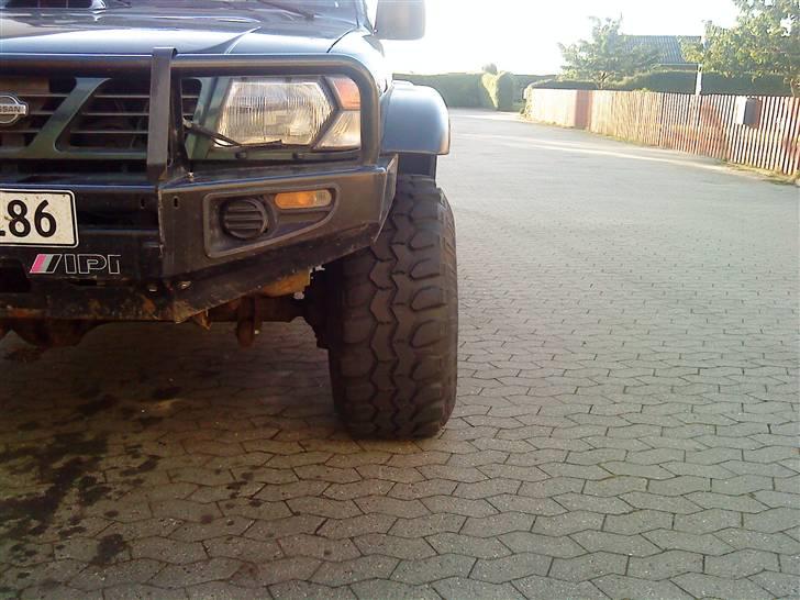 Nissan Patrol Y61 Artic Truck billede 10