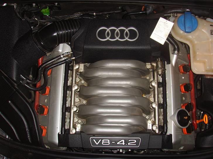 Audi S4 V8 4.2 Quattro *SOLGT* billede 10