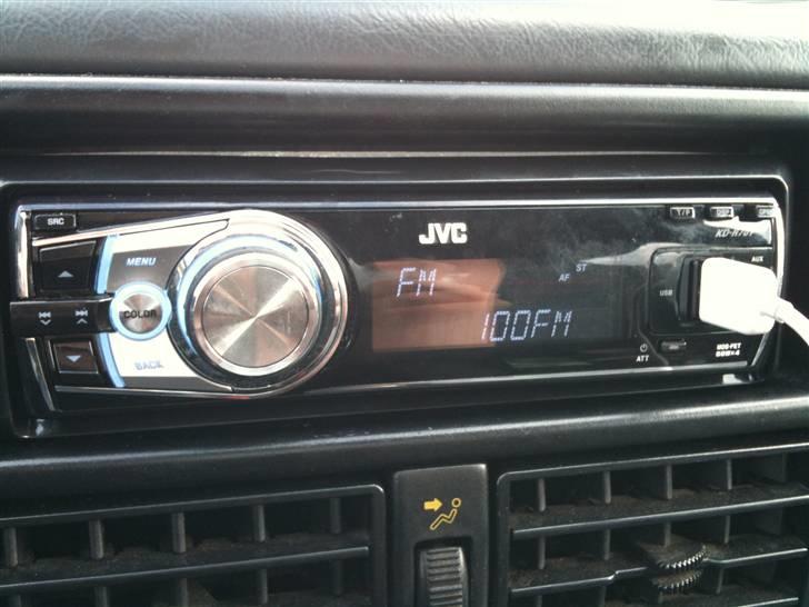 Renault 19 1.8 - JVC Radioen billede 14