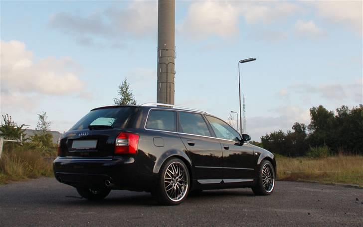 Audi S4 V8 4.2 Quattro *SOLGT* billede 12