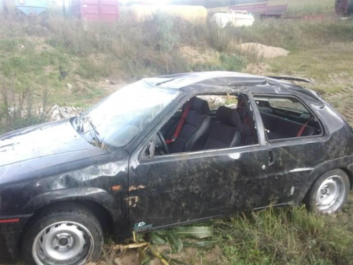 Peugeot 106 1.7 xsi (Totalskadet) billede 18