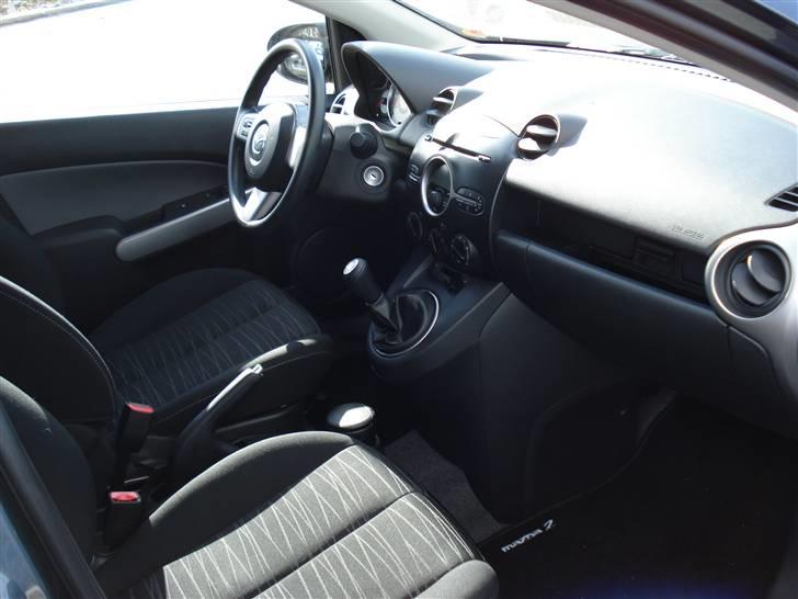 Mazda 2 - 1,3 Advance, 5 dørs *SOLGT* billede 9