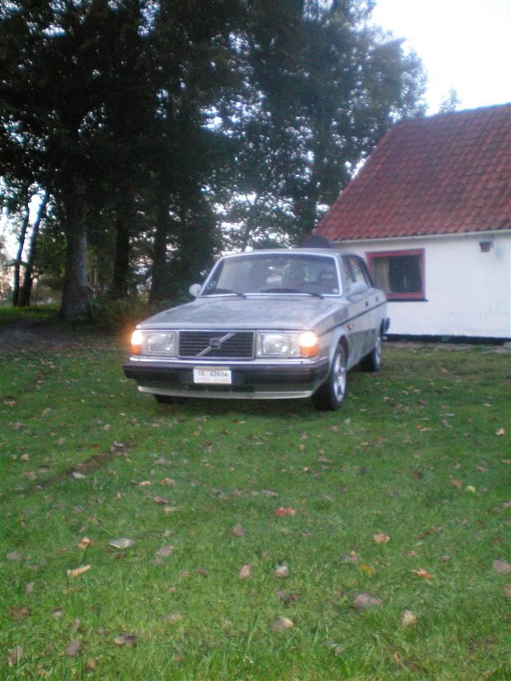 Volvo 240 (byttet) billede 1