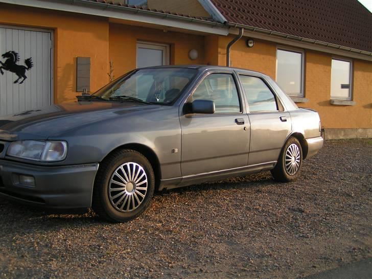 Ford sierra 2,0 DOHC solgt billede 3