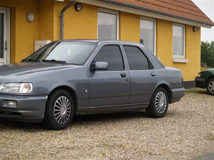 Ford sierra 2,0 DOHC solgt billede 9