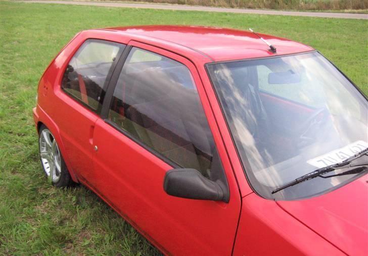 Peugeot 106 Rallye BYTTET billede 2