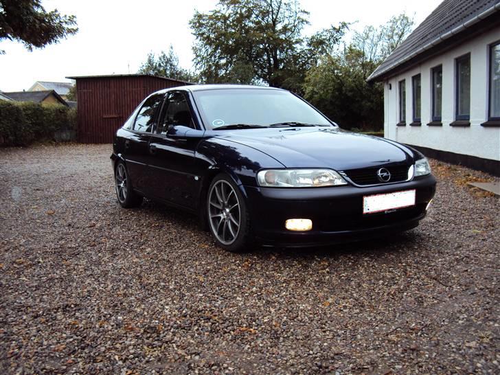 Opel vectra b 2,0 16v elegance billede 1