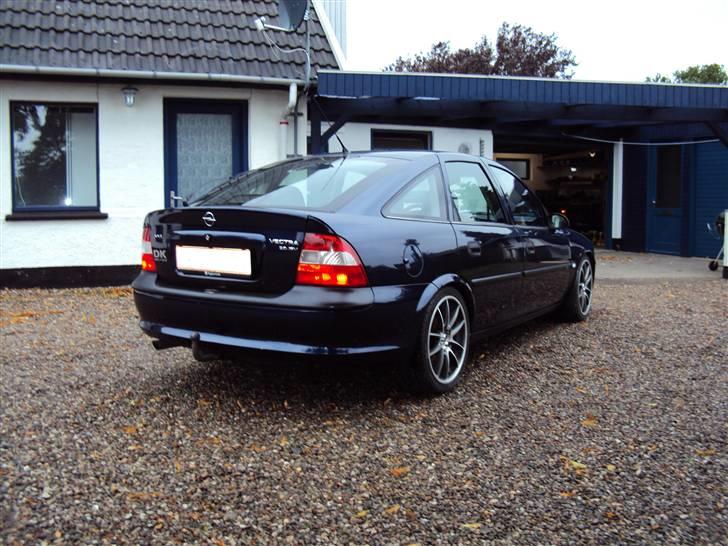 Opel vectra b 2,0 16v elegance billede 3