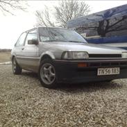 Toyota corolla 1,3 DX ee80