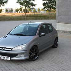 Peugeot 206 1,6 16V