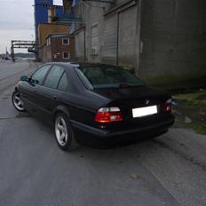 BMW E39 528i SOLGT