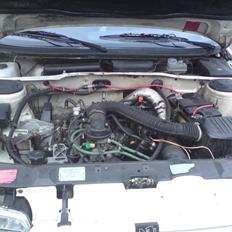 Peugeot 405 stc TOTAL SKADET 