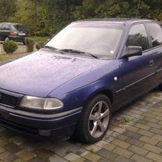 Opel Astra 2,0 16v (Byttet)