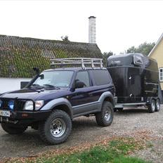 Toyota Landcruiser GX 90