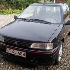 Peugeot 106 1.3 rallye.