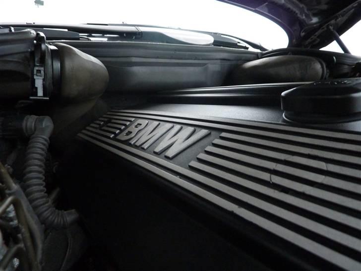 BMW E39 528i SOLGT billede 14