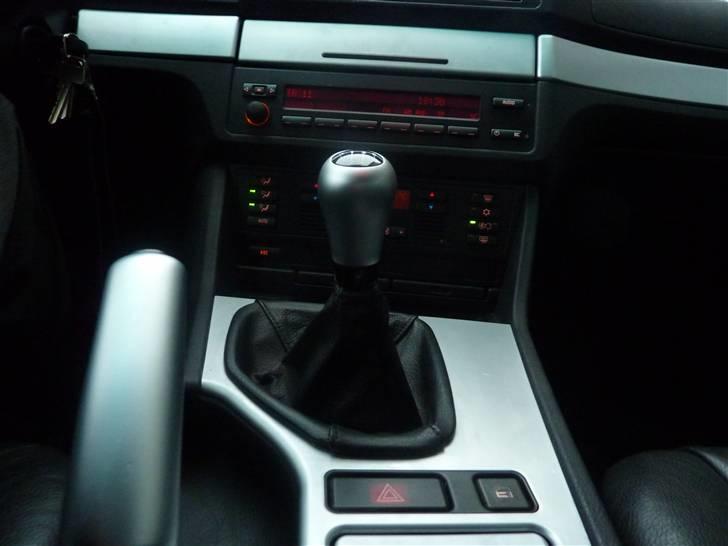 BMW E39 528i SOLGT billede 18