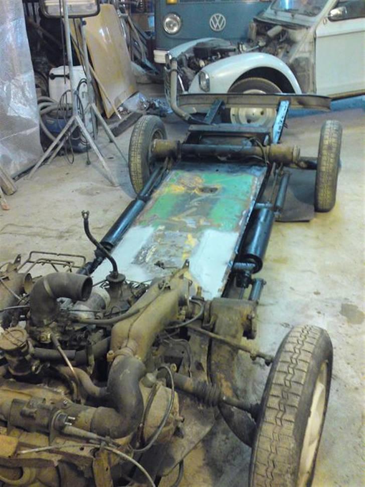 Citroën Dyane 6 - ramme fra donorbil, klar til karrossen billede 14