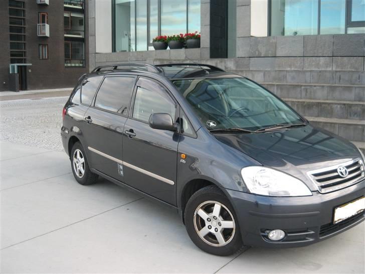 Toyota Avansis Sportsvan (SOLGT) billede 10