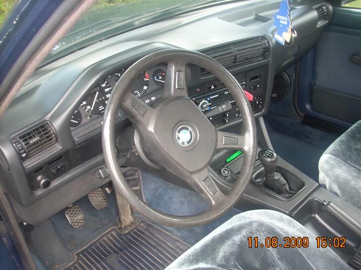 BMW E30 320i billede 4