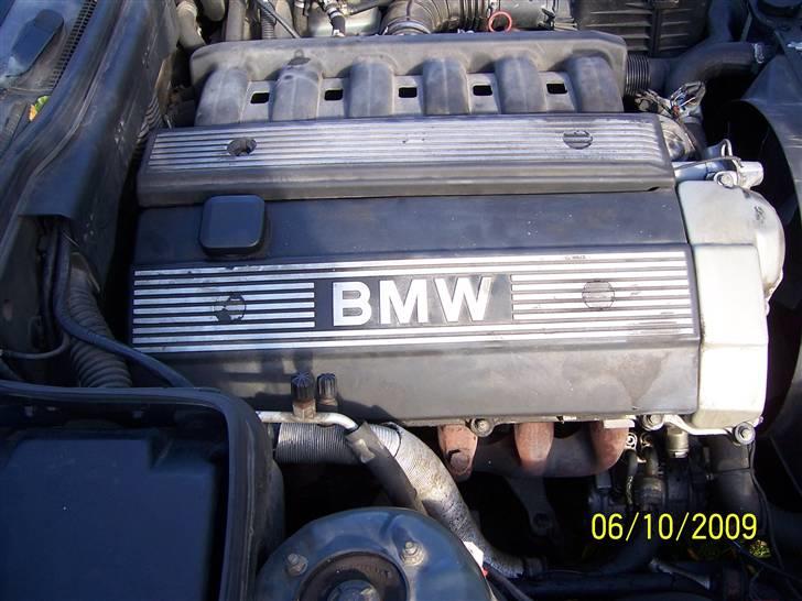 BMW E34 touring solgt billede 8