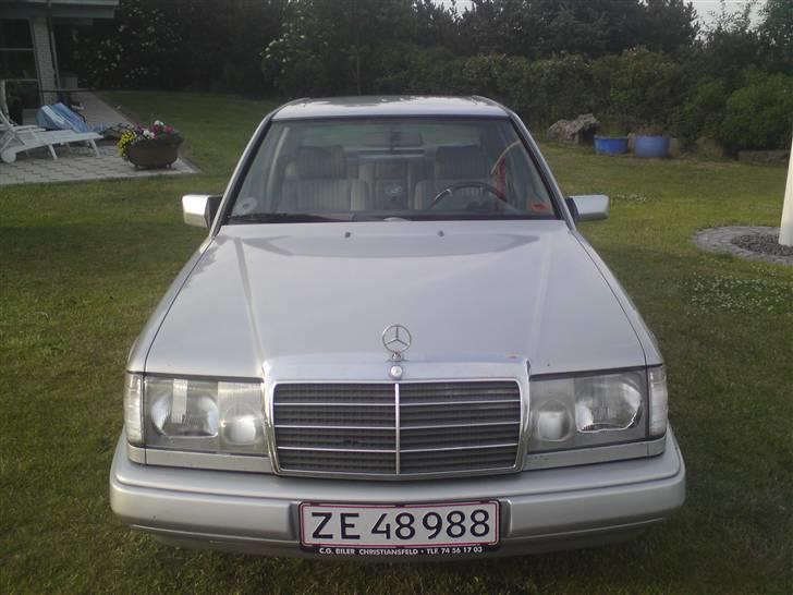 Mercedes Benz 124 300D RIP billede 1