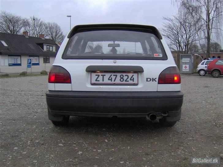 Nissan sunny n14 skrottet billede 6