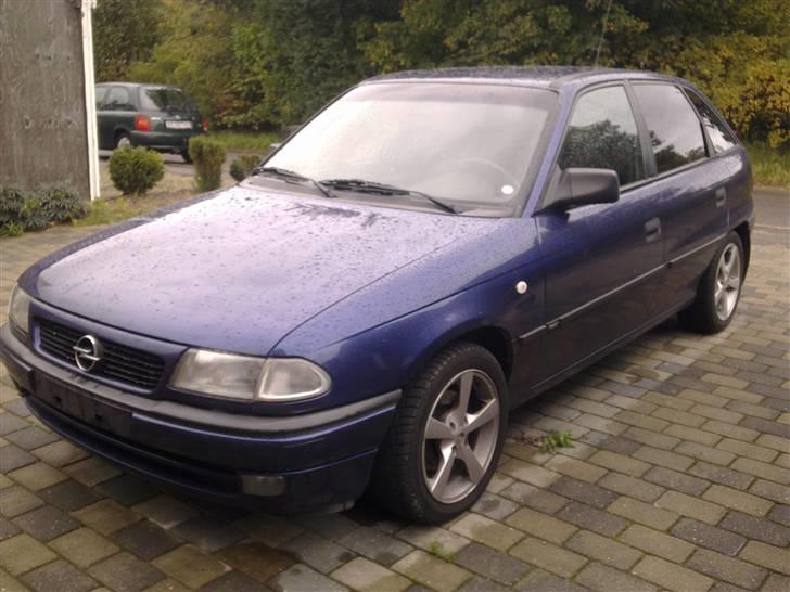 Opel Astra 2,0 16v (Byttet) billede 1
