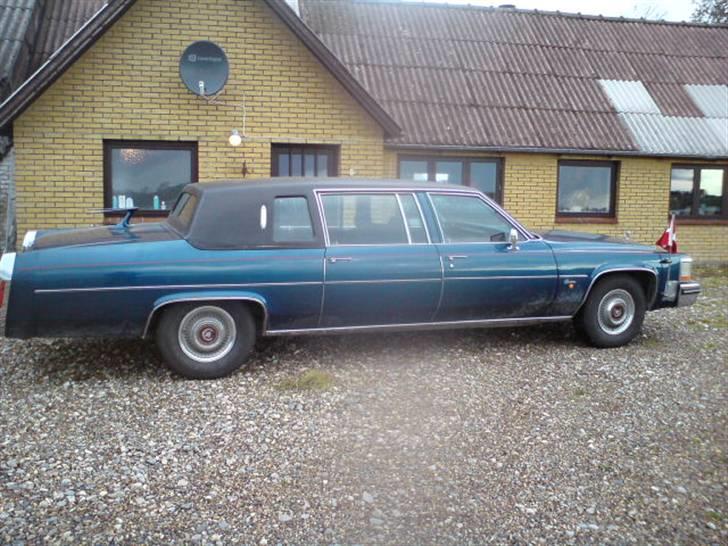 Cadillac fleetwood limo-solgt- billede 8