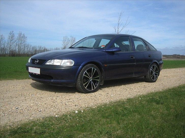 Opel  Vectra b  billede 1