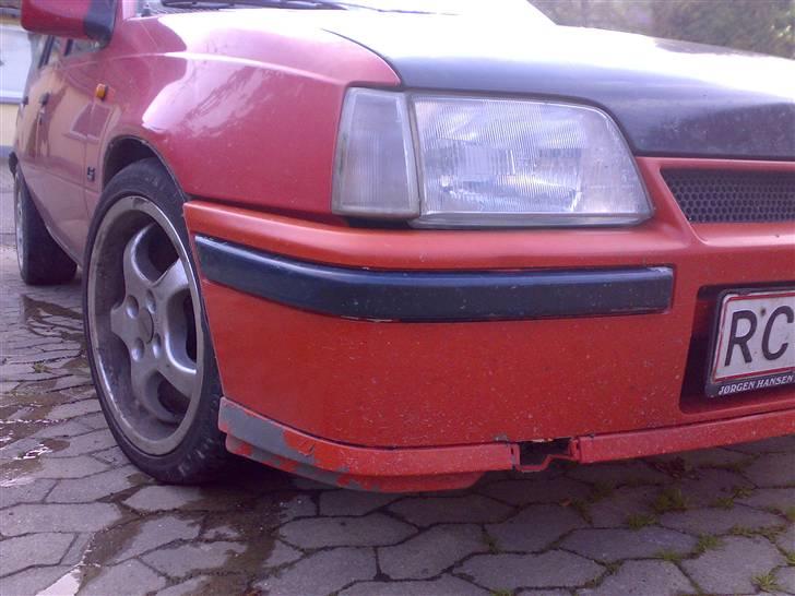 Opel kadett std. gsi ( under ombygning ) billede 4