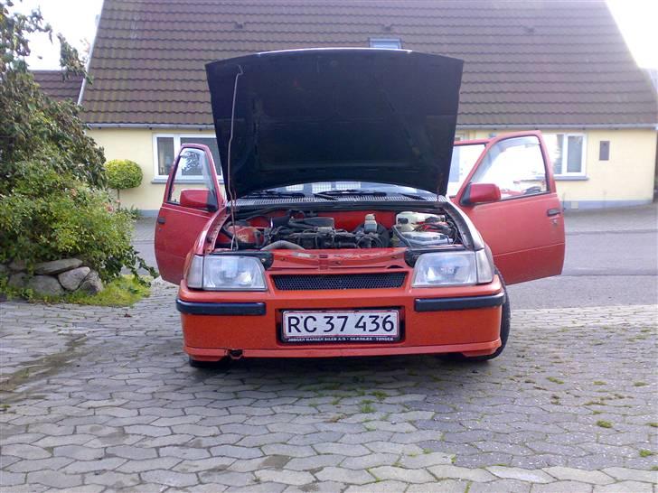 Opel kadett std. gsi ( under ombygning ) billede 10