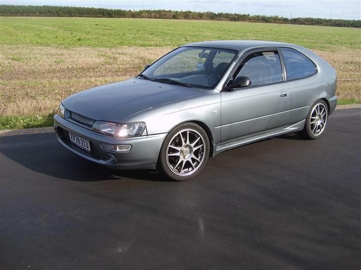 Toyota Corolla E10 byttet billede 11