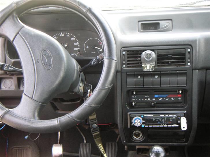 Hyundai Pony billede 7