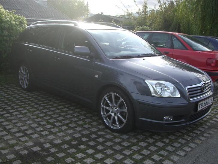 Toyota Avensis  billede 10