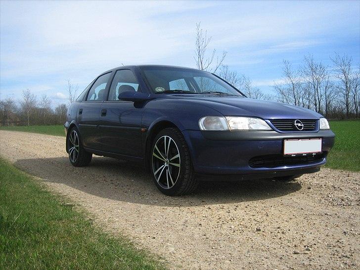 Opel  Vectra b  billede 2