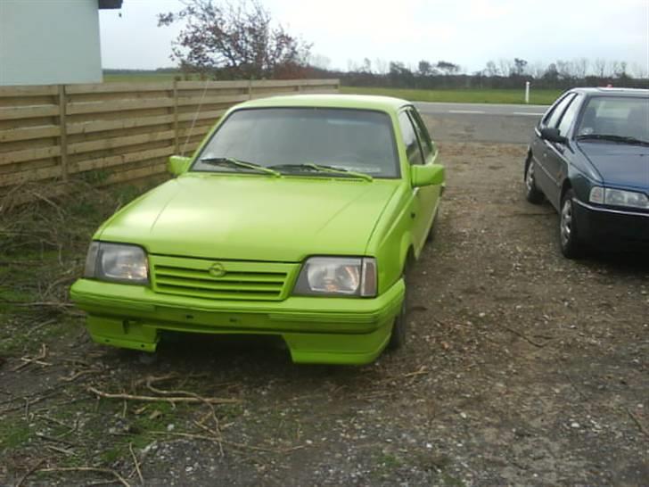 Opel Ascona C Lowrider- Byttet - SÅDAN SER DEN UD NU!!! :D billede 2