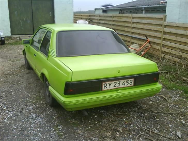Opel Ascona C Lowrider- Byttet - SÅDAN SER DEN UD NU!!! :D billede 4