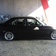 BMW 530I E34 (SOLGT)