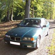 BMW E36 320i
