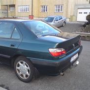 Peugeot 406