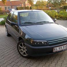 Peugeot 306