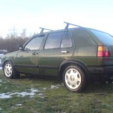 VW golf 2 armi solgt.