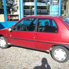 Peugeot 106 SOLGT