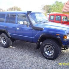 Toyota landcruiser hj60
