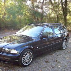 BMW e46 320i touring *solgt*