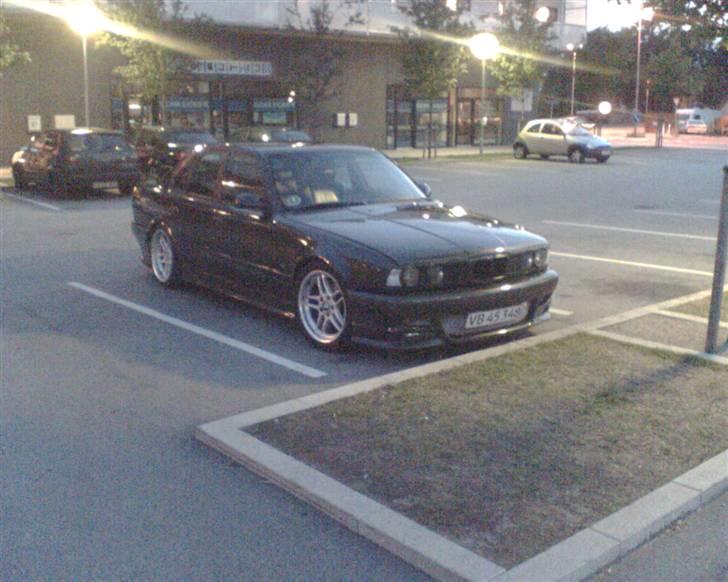 BMW 530I E34 (SOLGT) billede 4